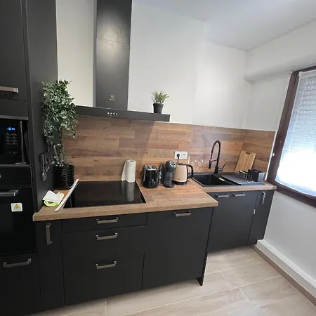 Havre De Livia, Cosy T2 Meuble Proche Appartement